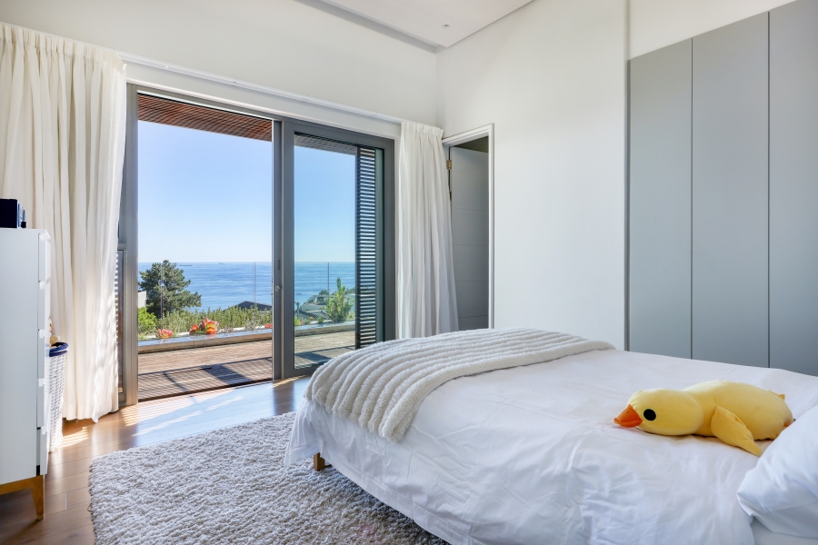5 Bedroom Property for Sale in Camps Bay Western Cape